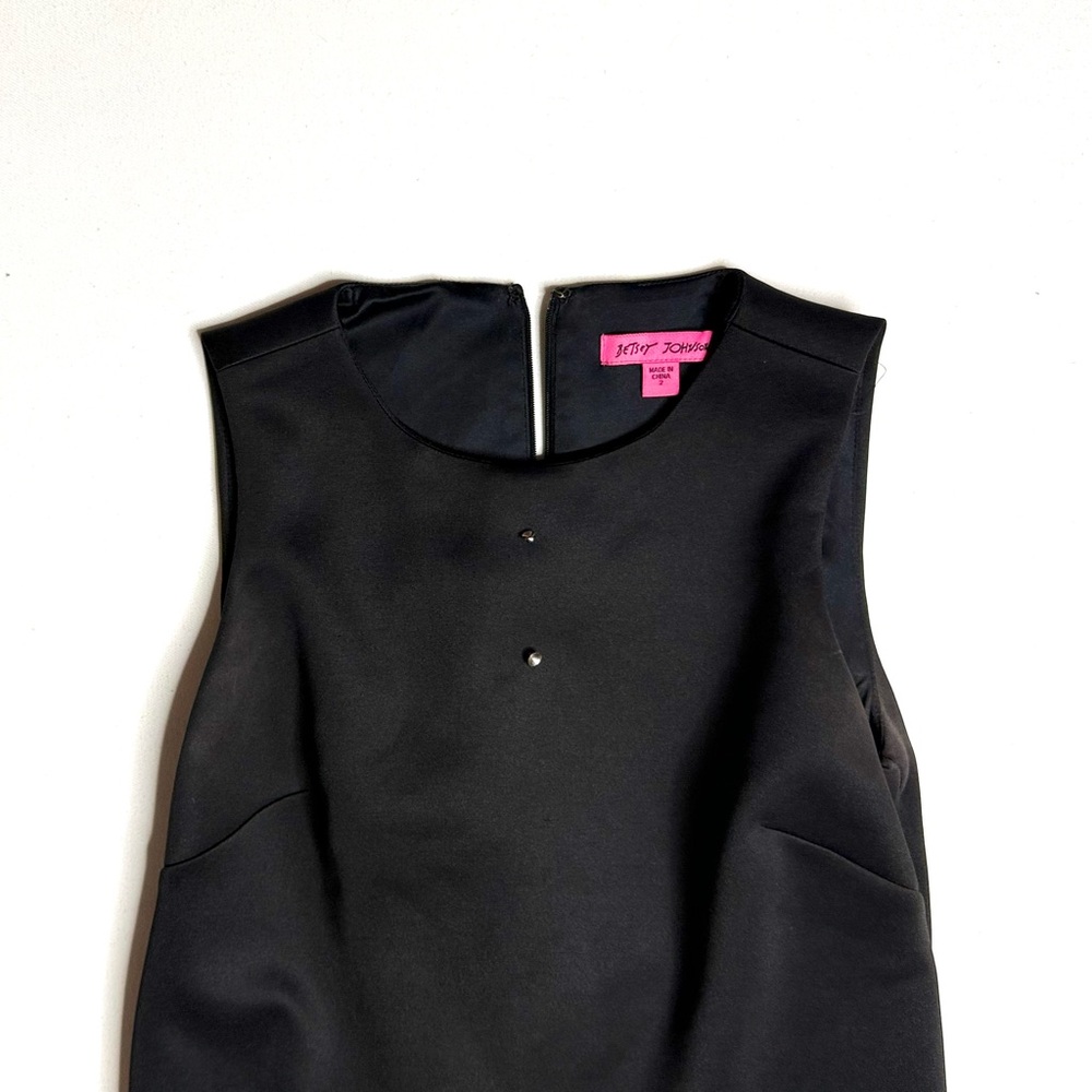Betsy Johnson Black Sleeveless Shirt Dress w/ Ruffle Pocket Details Size 2 - Picture 4 of 9